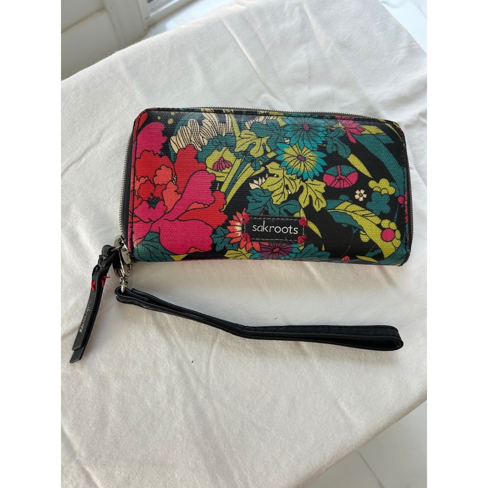 Sakroots Artist Circle Floral‎ Butterfly Large Zip Around Wristlet Wallet Black